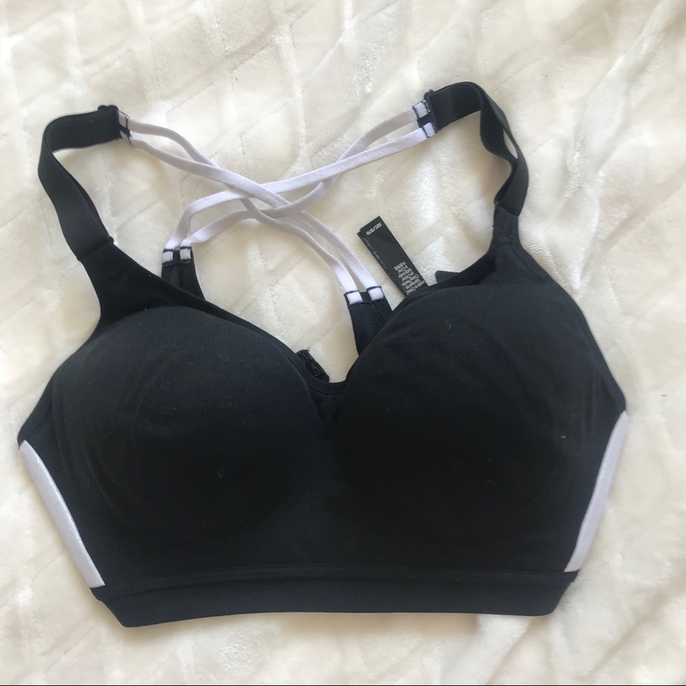 Victoria’s Secret push-up sports bra